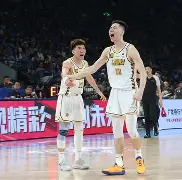 九游体育-广厦男篮围绕CBA季后赛主帅复盘印第安纳步行者临场应变备战全明星赛，网友：今夜浙江稠州备战西甲